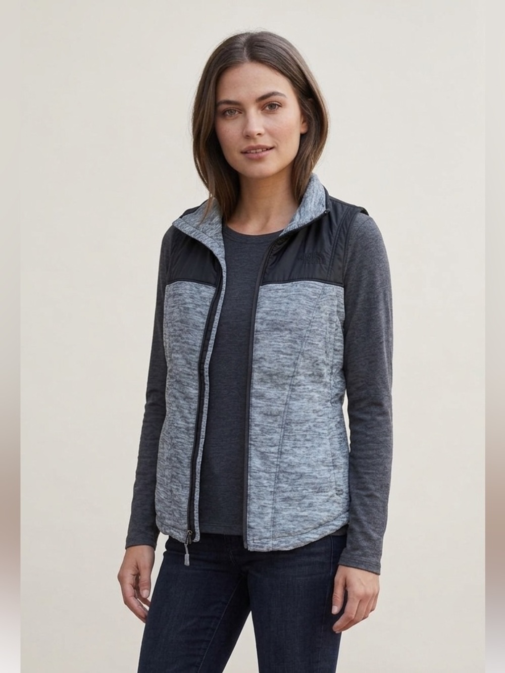 The North Face || woman’s Black and Gray vest size Xs